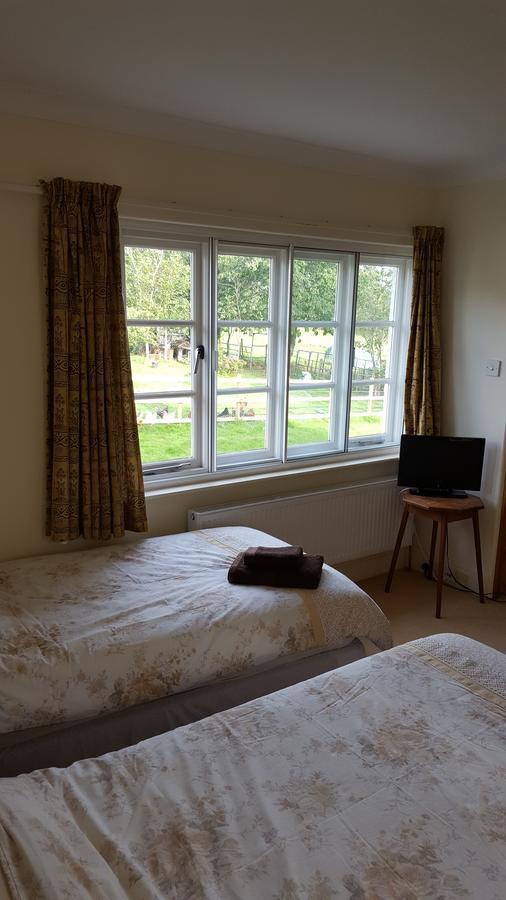 Lowerfield House Bed & Breakfast Lapford ภายนอก รูปภาพ