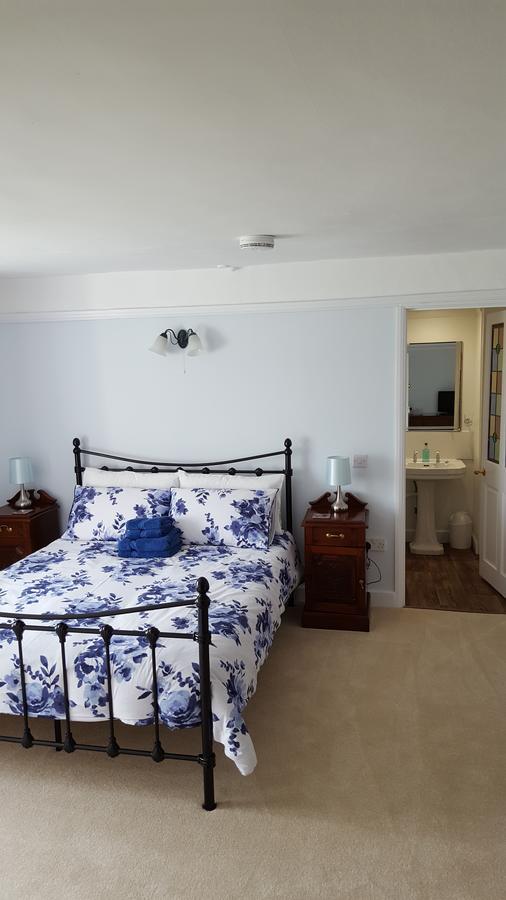 Lowerfield House Bed & Breakfast Lapford ภายนอก รูปภาพ